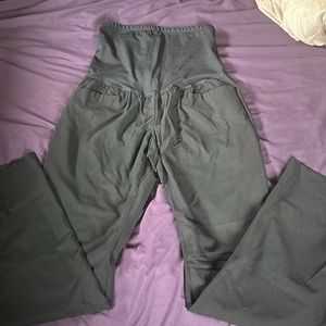 Black Maternity Dress Pants (Modern Bootcut) by Gap, Size 6 Regular
